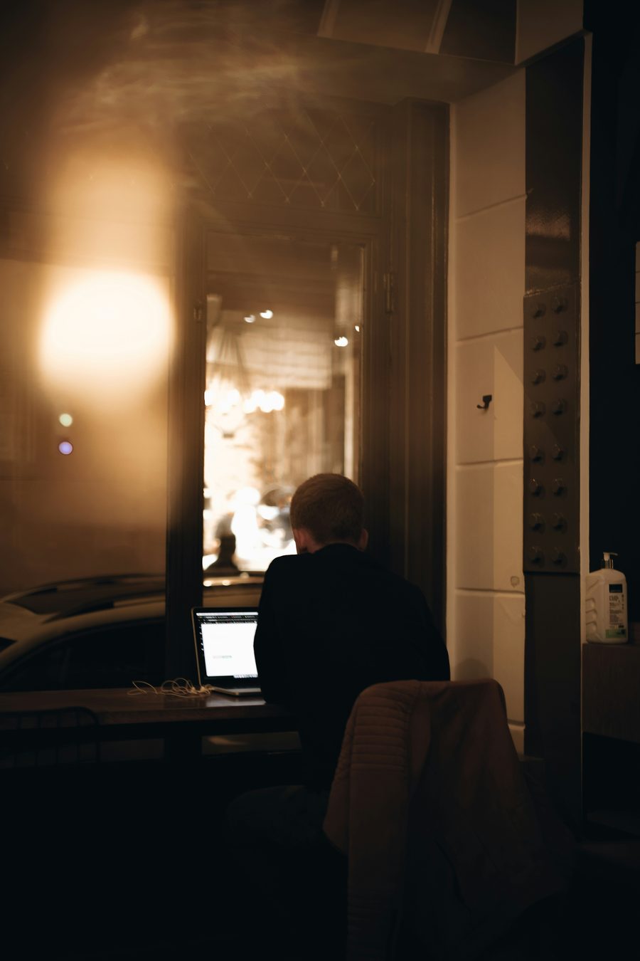 Expat getting paid from home country